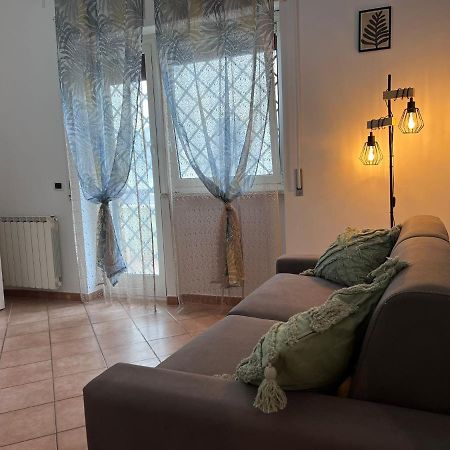 Apartament Le Marinare Lido di Ostia Zewnętrze zdjęcie
