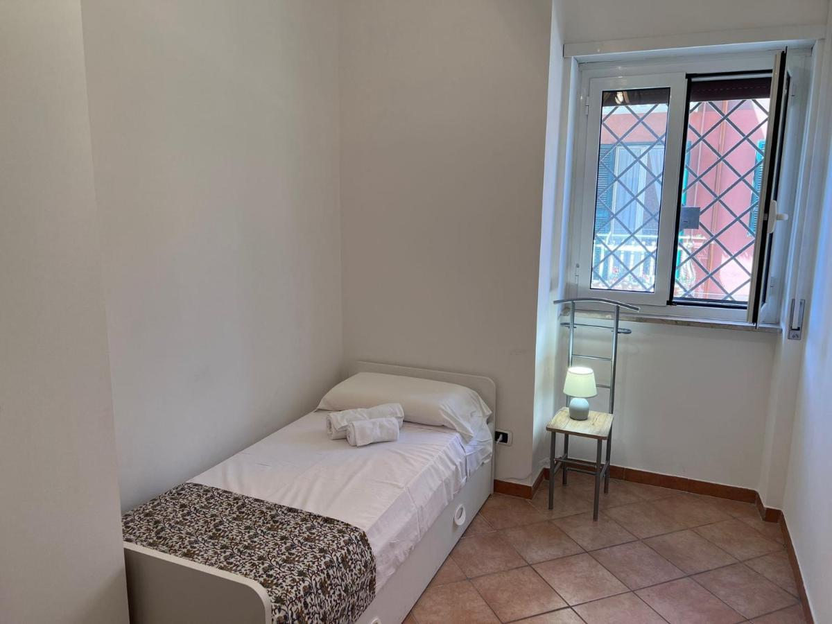Apartament Le Marinare Lido di Ostia Zewnętrze zdjęcie